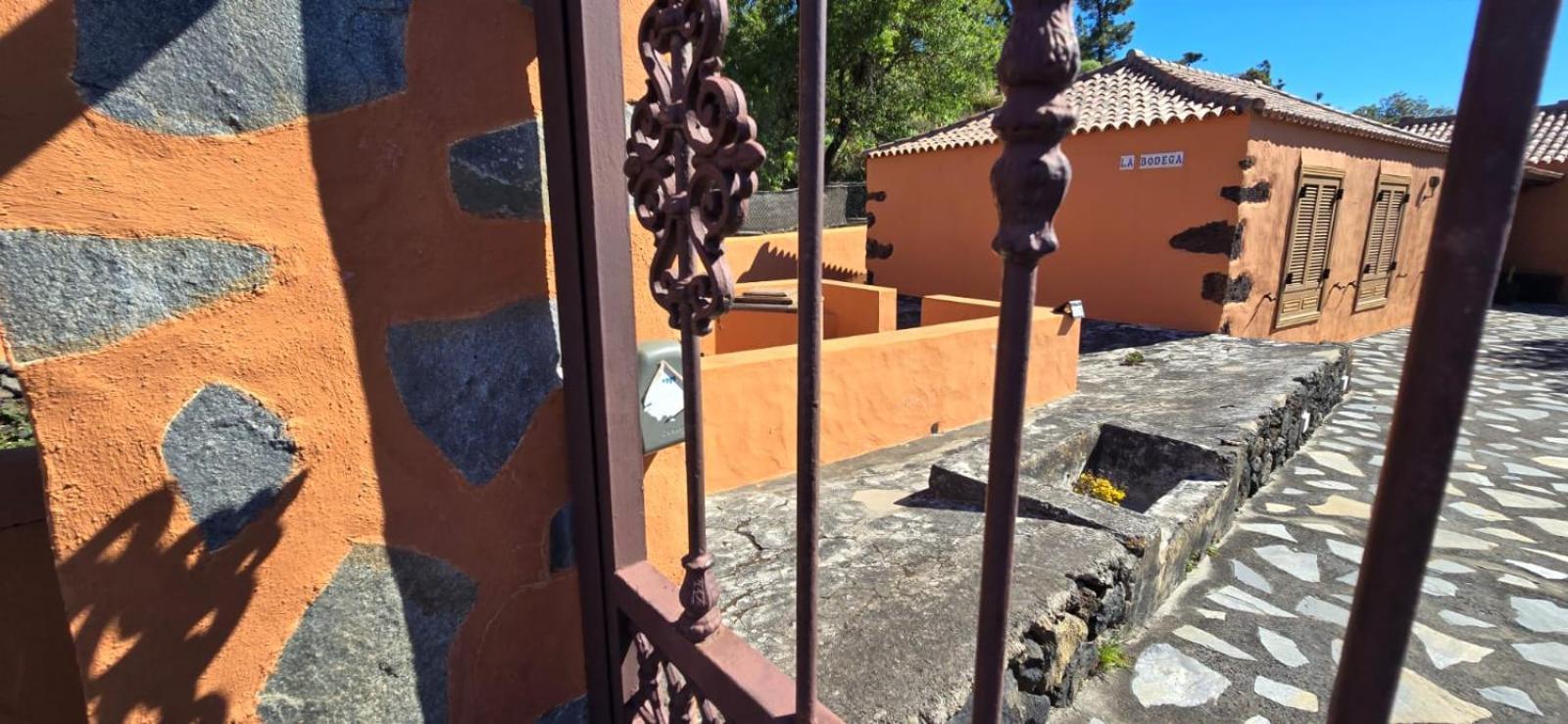 Vivienda Vacacional El Lagar, Bodega A Фуэнкальенте-де-ла-Пальма Экстерьер фото